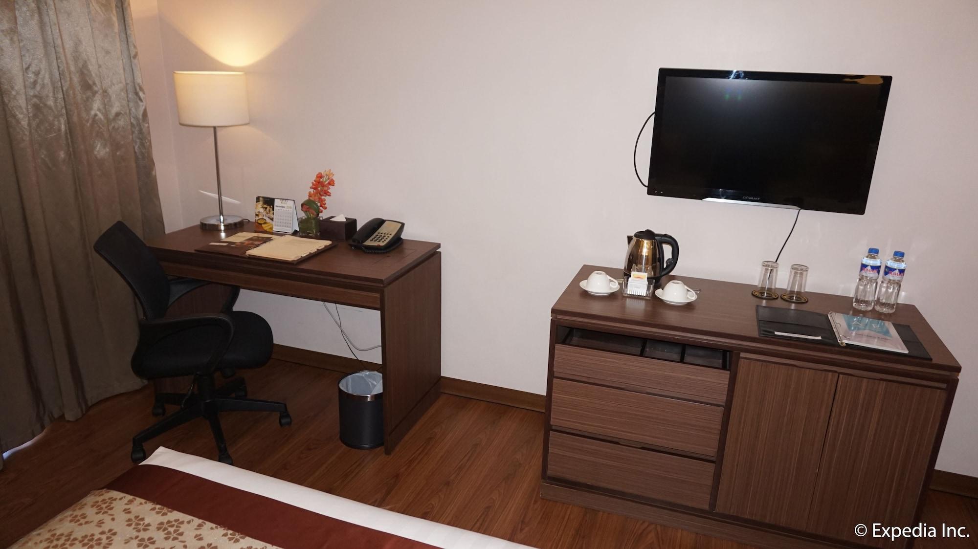 Ace Hotel And Suites Pasig City Εξωτερικό φωτογραφία