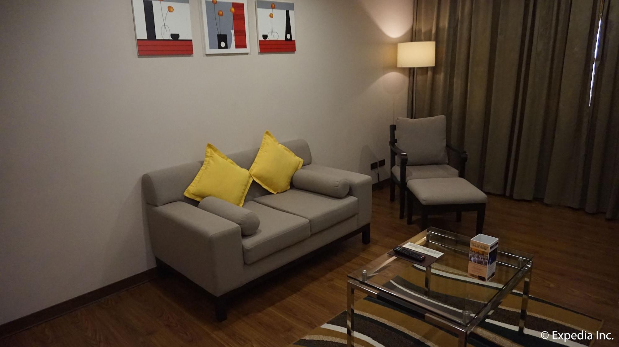 Ace Hotel And Suites Pasig City Εξωτερικό φωτογραφία