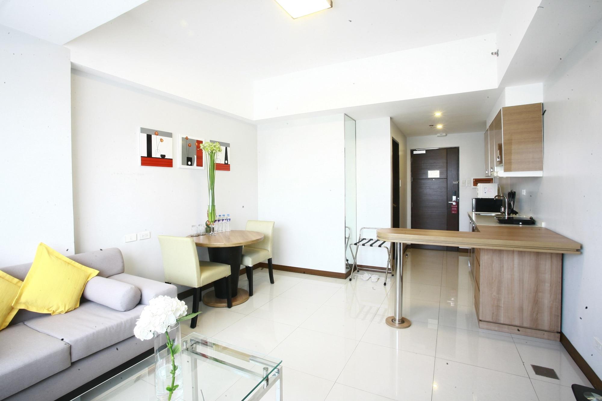 Ace Hotel And Suites Pasig City Εξωτερικό φωτογραφία