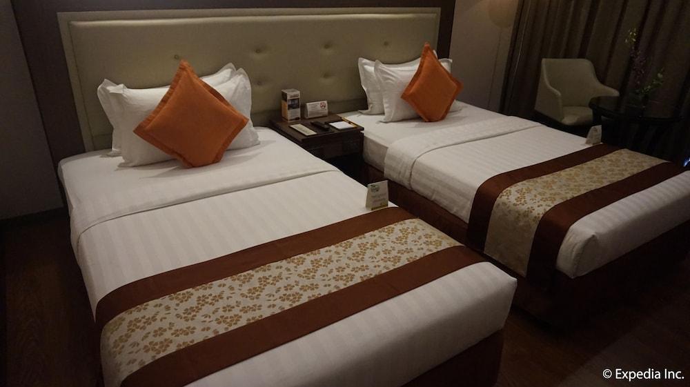 Ace Hotel And Suites Pasig City Εξωτερικό φωτογραφία