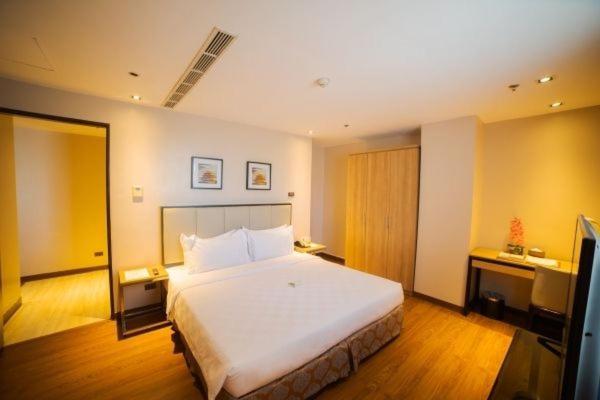 Ace Hotel And Suites Pasig City Εξωτερικό φωτογραφία