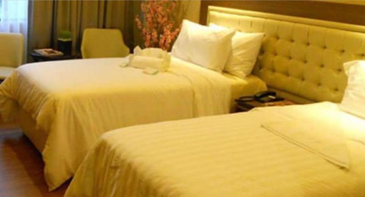 Ace Hotel And Suites Pasig City Εξωτερικό φωτογραφία