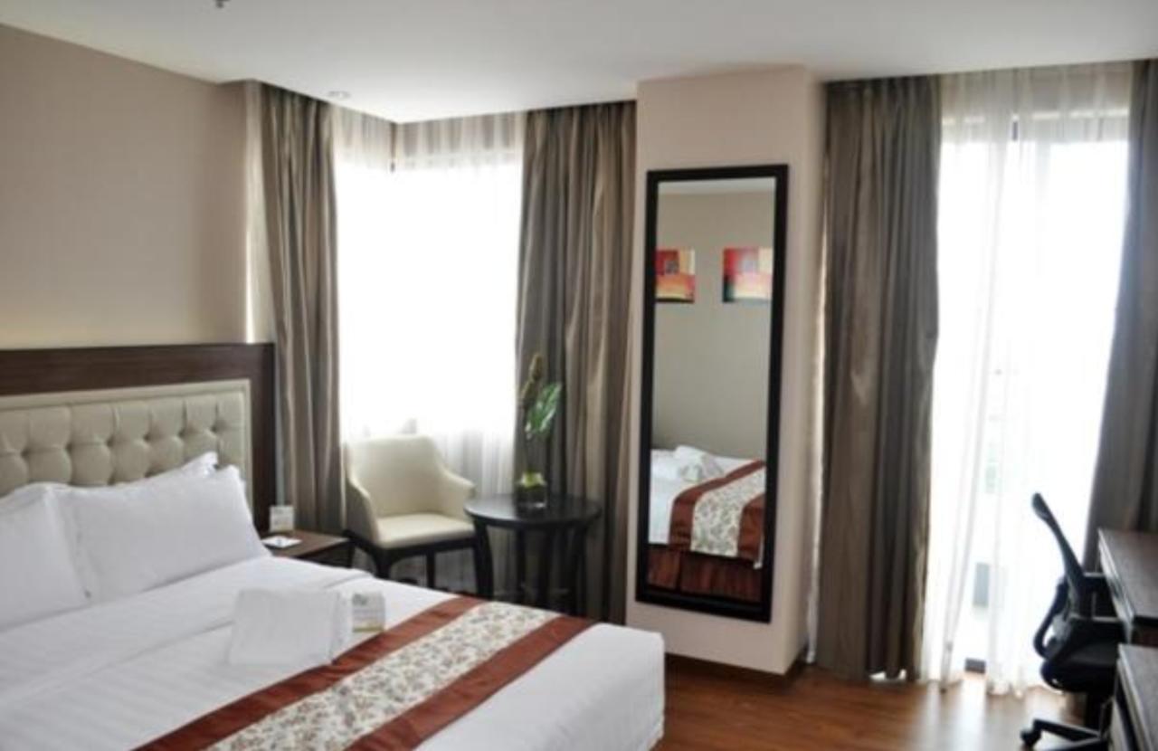 Ace Hotel And Suites Pasig City Εξωτερικό φωτογραφία